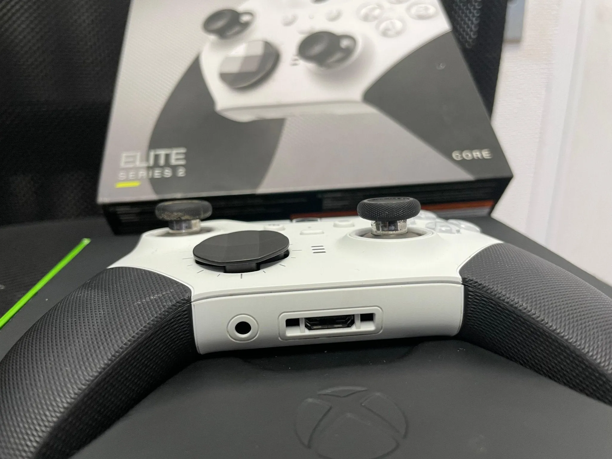 Microsoft Xbox Elite Wireless Controller Series 2 - Core - White